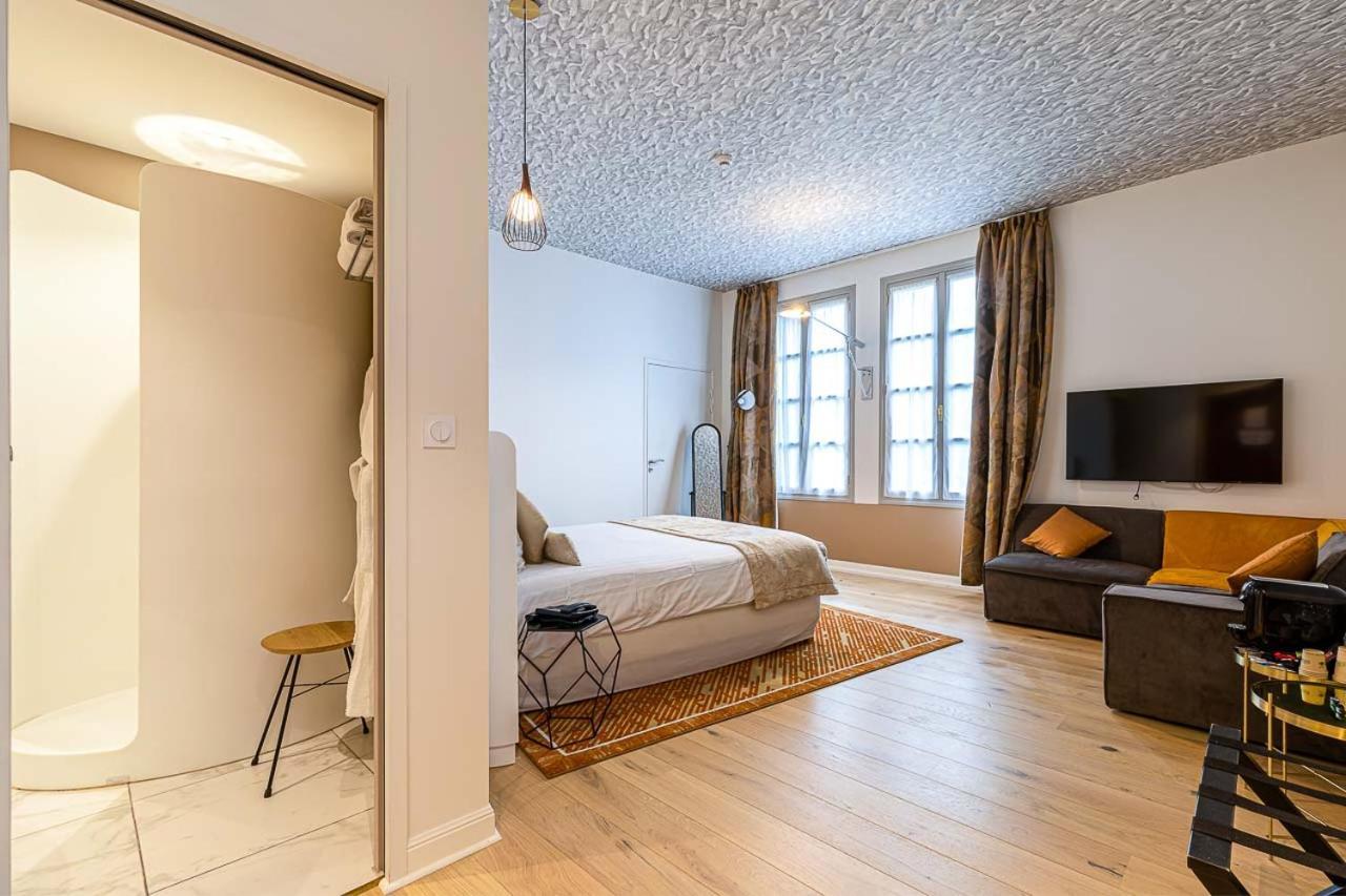 Hotel Le Saint Gelais Angoulême Esterno foto