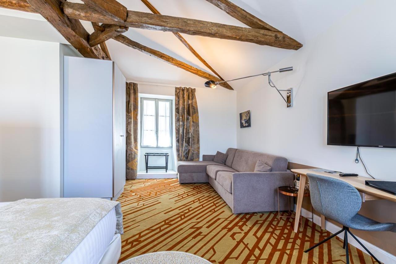 Hotel Le Saint Gelais Angoulême Esterno foto