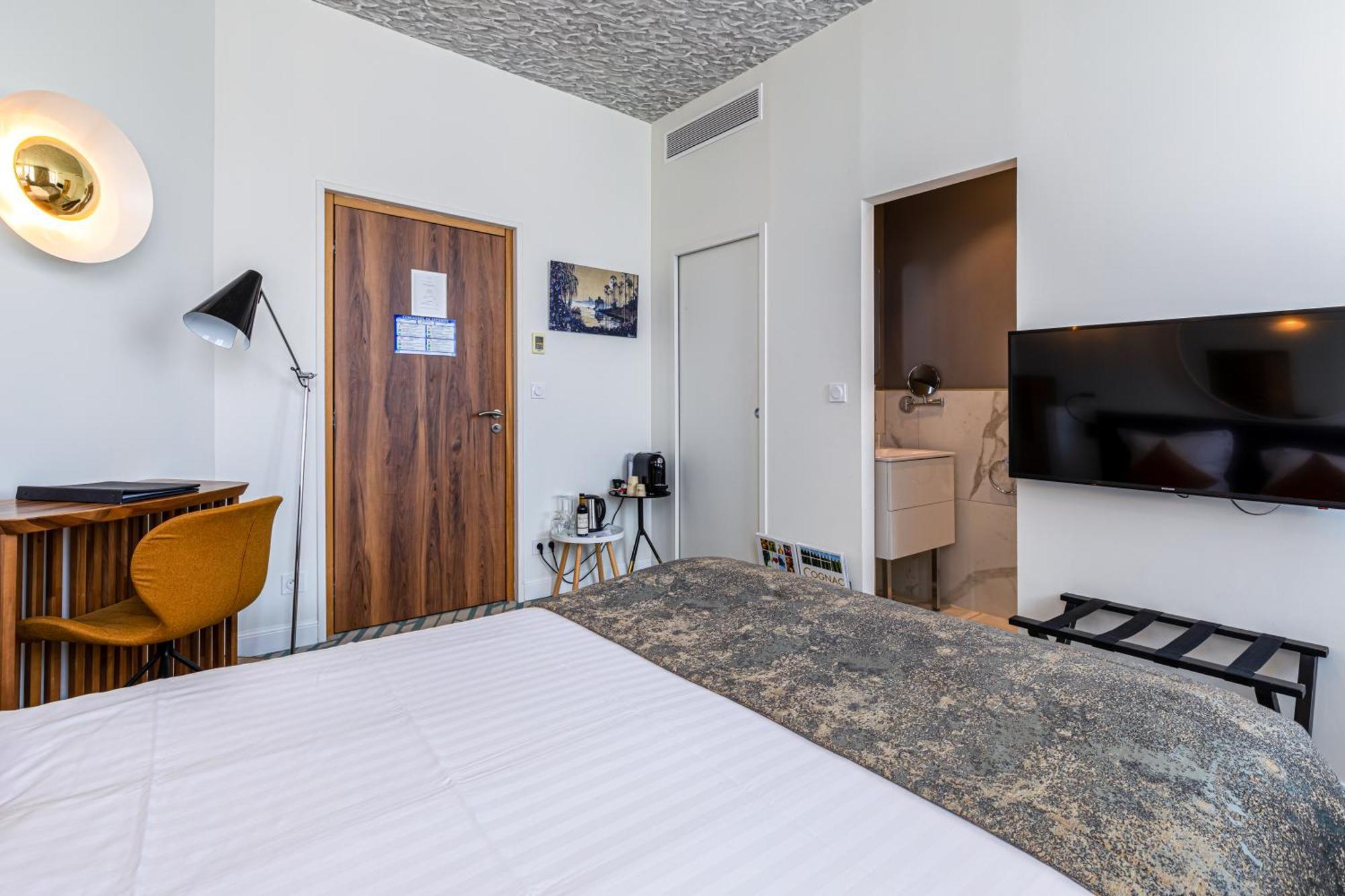 Hotel Le Saint Gelais Angoulême Esterno foto