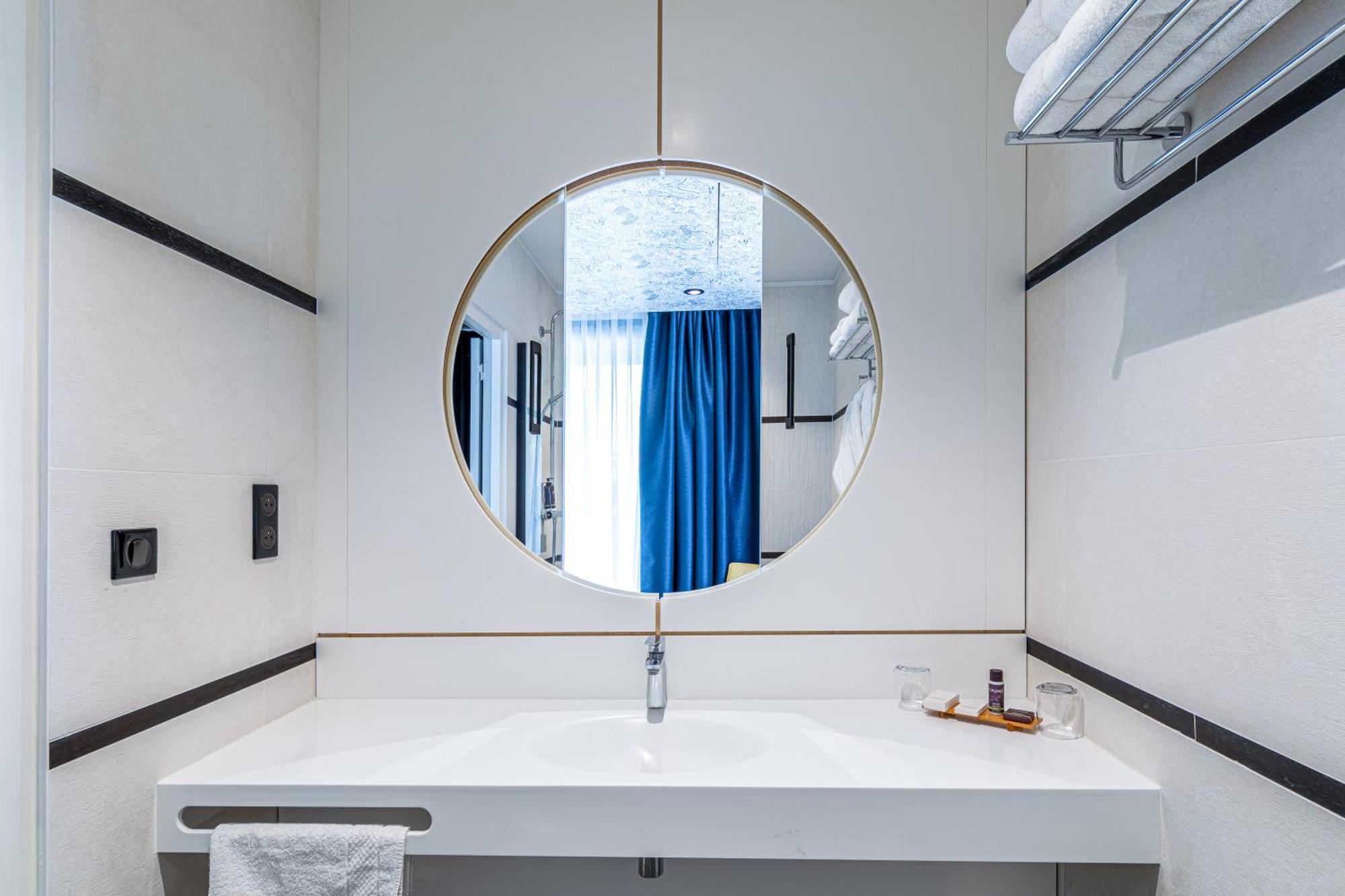 Hotel Le Saint Gelais Angoulême Esterno foto